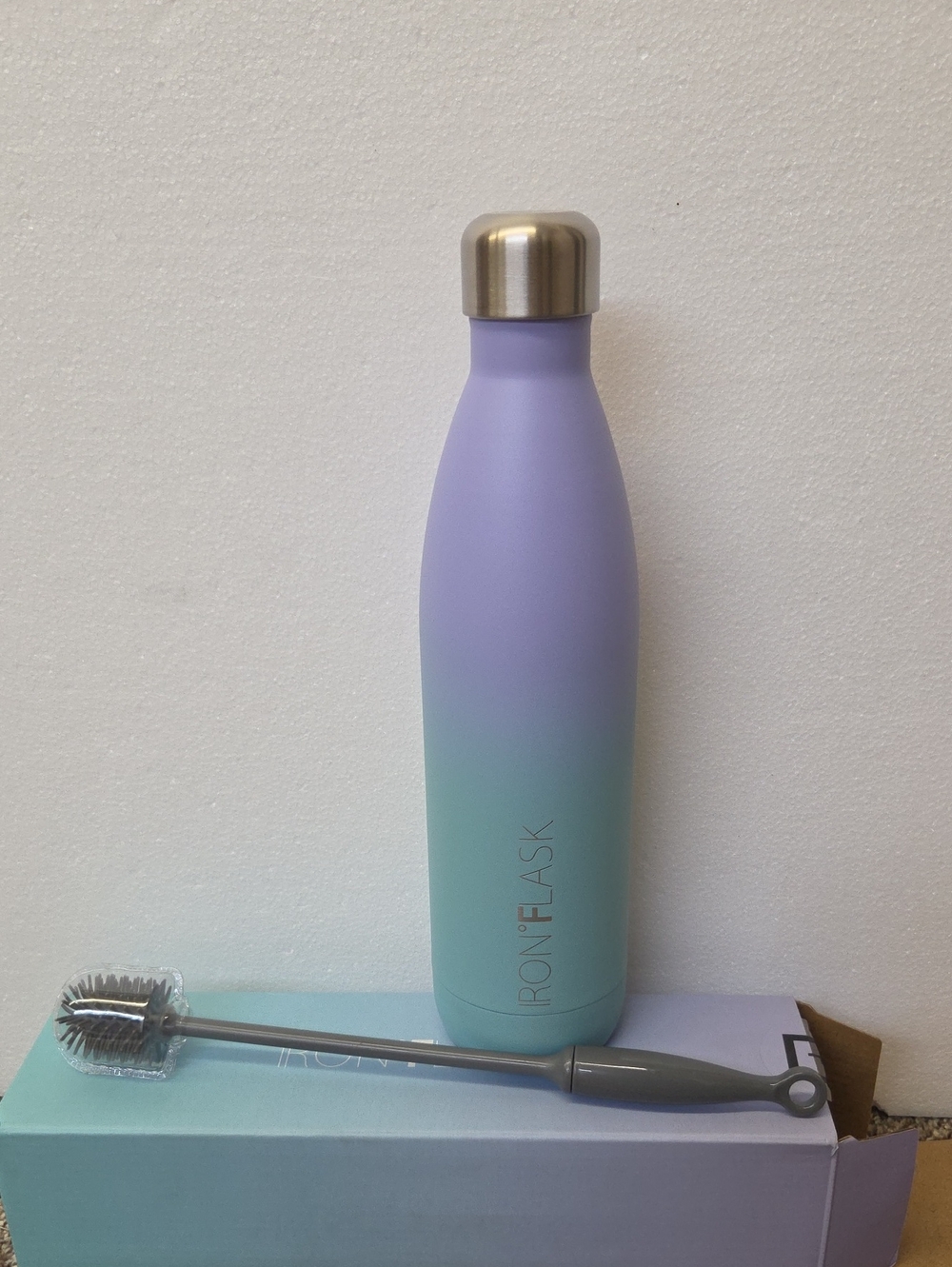 Iron Flask Lavender-to-Mint Insulated Water Bottle